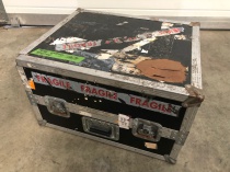 Stands and Cases Tatty Flightcase (2)