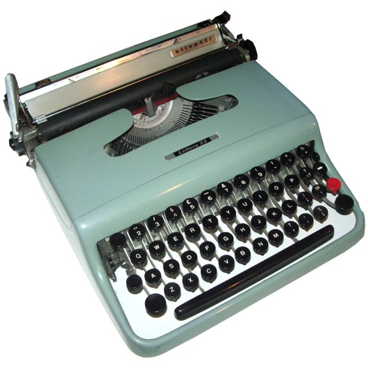 Olivetti Lettra 22 Typewriter