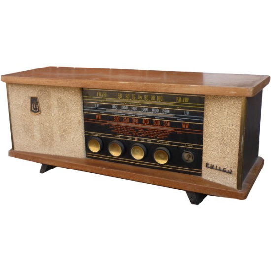 Philco 100 Vintage Radio