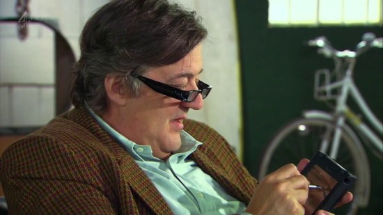 Apple Newton used by Stephen Fry