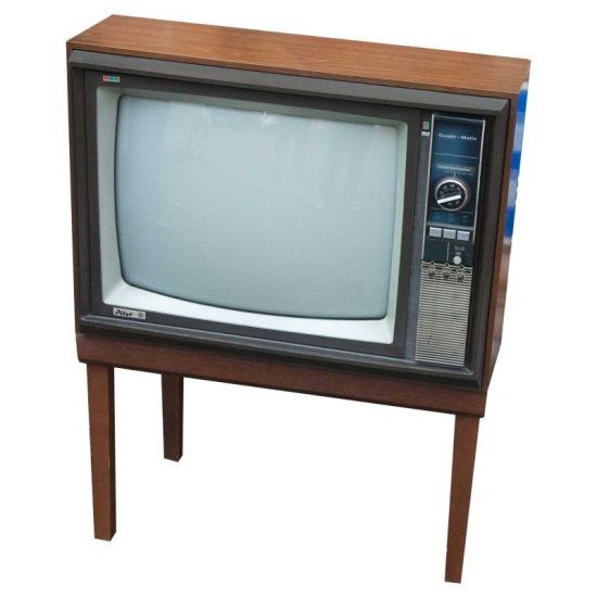 Pilot 7825E Wooden Case Television