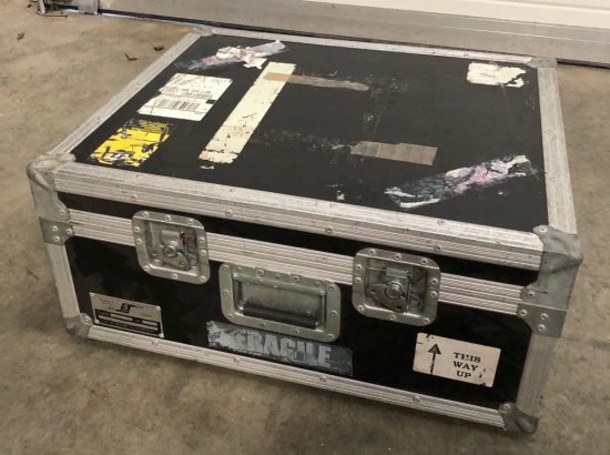 Tatty Flightcase (1)