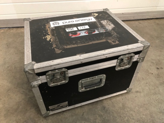 Tatty Flightcase (6)