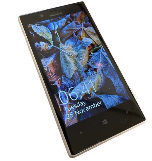 Nokia Lumia 720 - Windows Smartphone