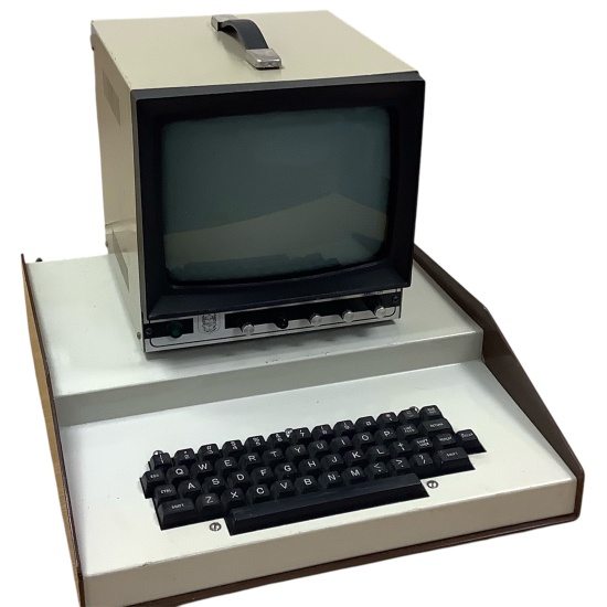 Generic 70s Computer - 1