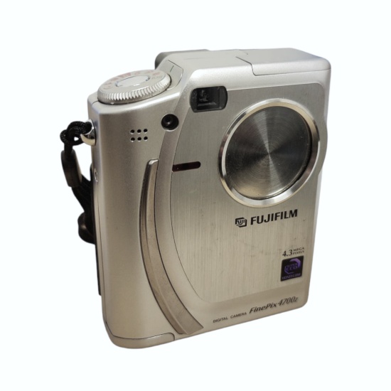 Fujifilm FinePix 4700z