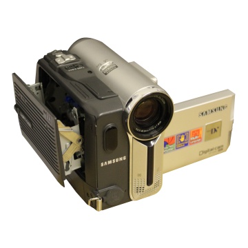 Pure Energy - Vintage Technology Prop Store   Cameras   Video Cameras   Samsung Digital-Cam VP-D351