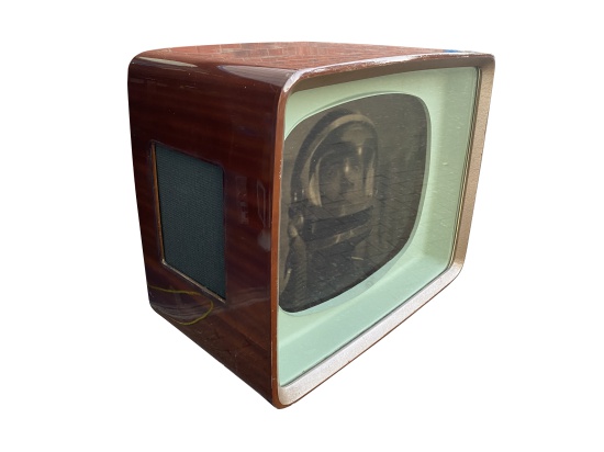 Picture of Vintage Technology Prop Store   Camera Friendly Screens   50's Wooden TV with LCD Screen (Camera Friendly)
