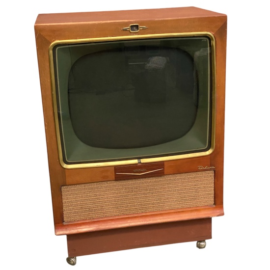 Picture of Vintage Technology Prop Store   Vintage Television Props   RCA Victor Deluxe 50s TV with 28